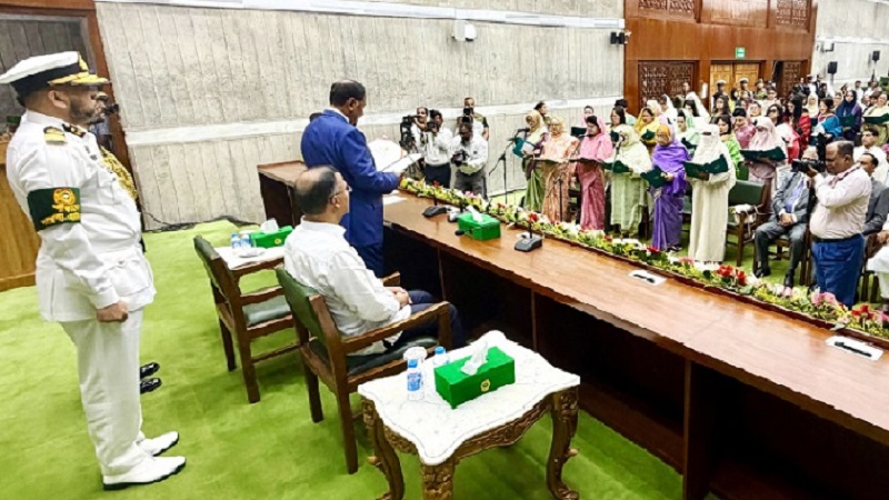 সংরক্ষিত নারী আসনের ৪৯ এমপির শপথ,সংসদে নতুন অধ্যায়